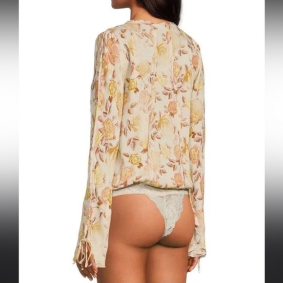 Free People Floral Bodysuit Large  Romantic Bell Sleeve | Western Gothic Nwot - Picture 6 of 17